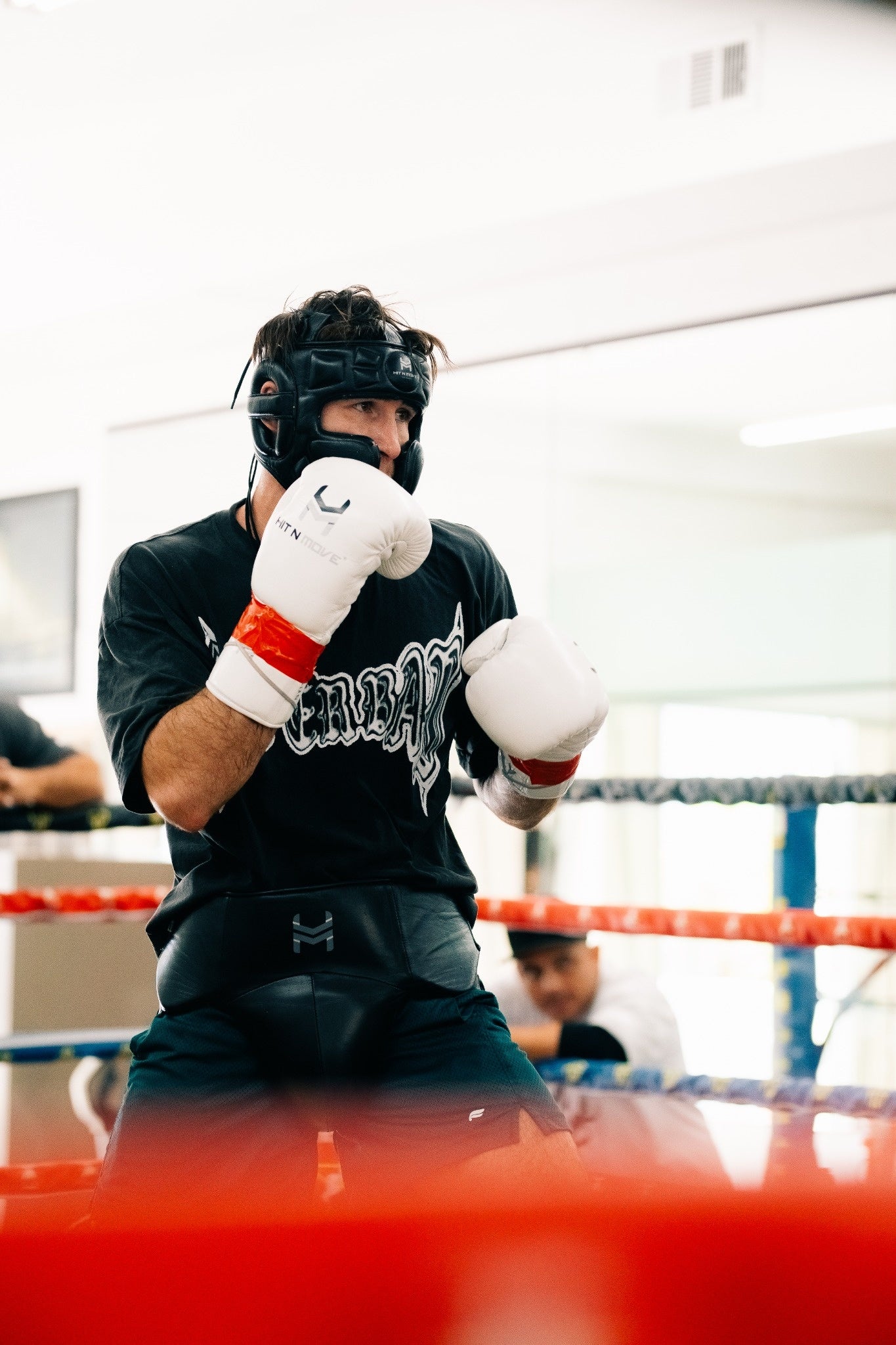 SIGNS TO STOP SPARRING