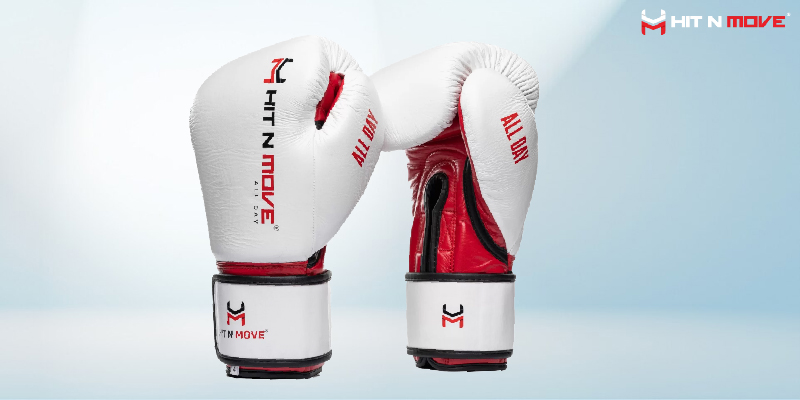 Laced Gloves vs. Velcro Gloves: Which Type Fits Your Boxing Style?